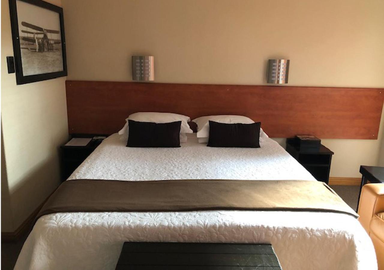 A La Martha'S Air-Port Guest House 포트엘리자베스 외부 사진