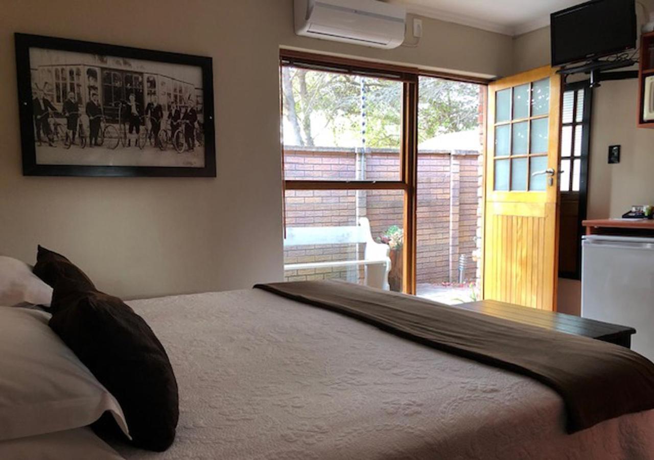 A La Martha'S Air-Port Guest House 포트엘리자베스 외부 사진