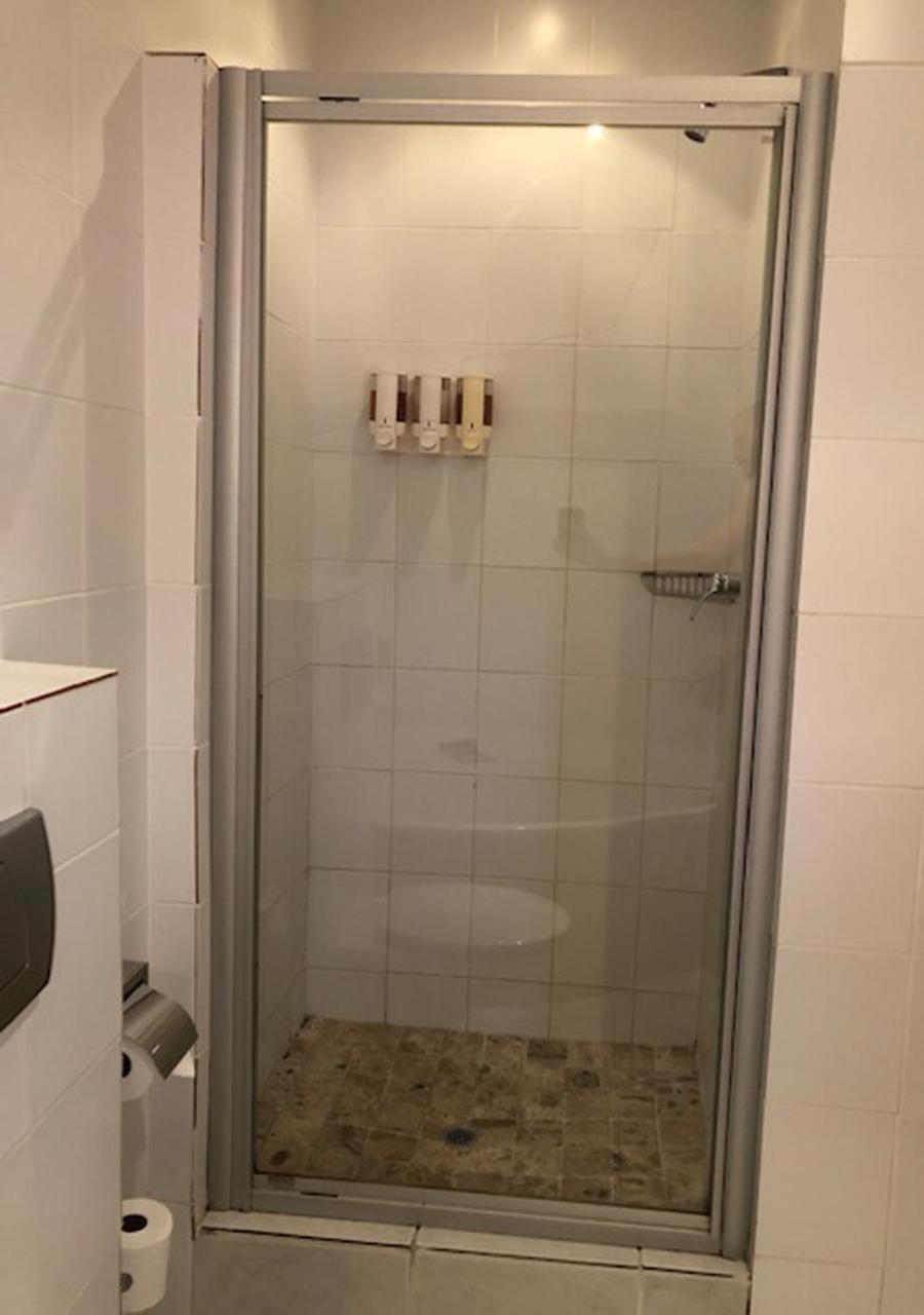 A La Martha'S Air-Port Guest House 포트엘리자베스 외부 사진